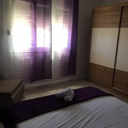 Pablo's Holiday House بيت للعطل