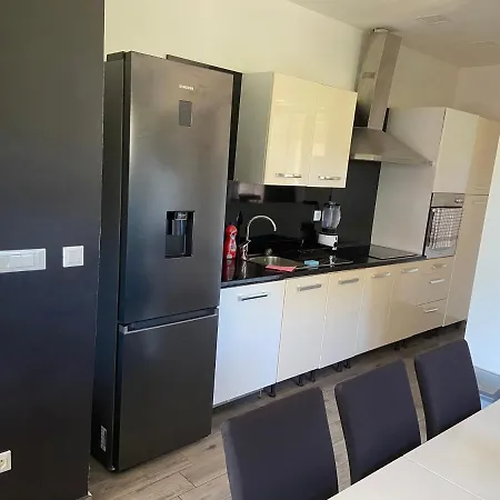 بيت للعطل Pablo's Holiday House