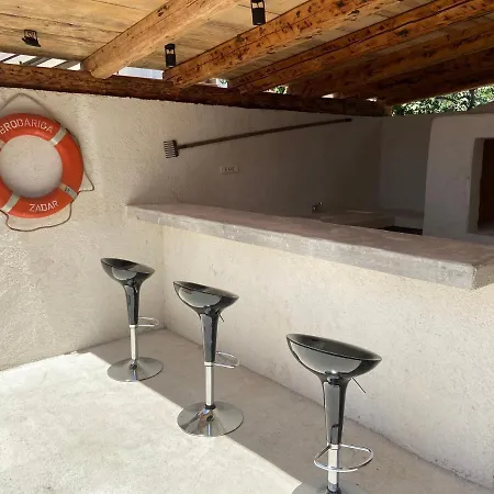 Pablo's Holiday House بيت للعطل أوغليان